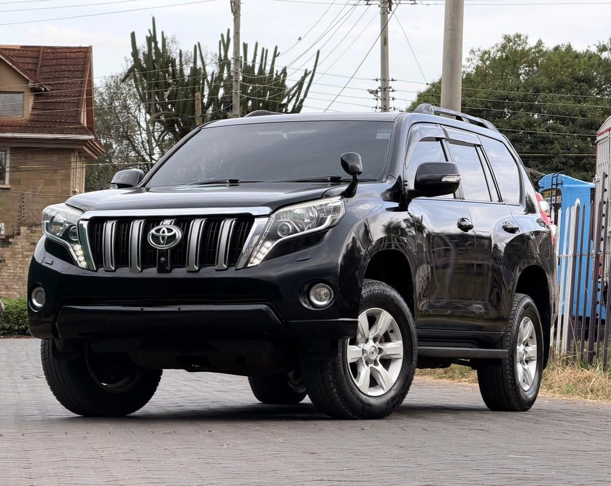 2014 Toyota Land Cruiser Prado TX - Image 10