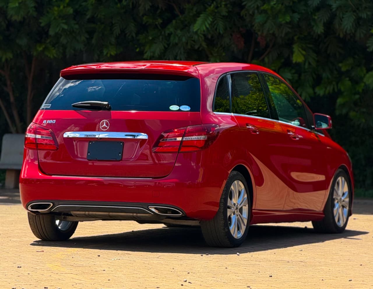 2018 Mercedes-Benz B-Class B180 - Image 3
